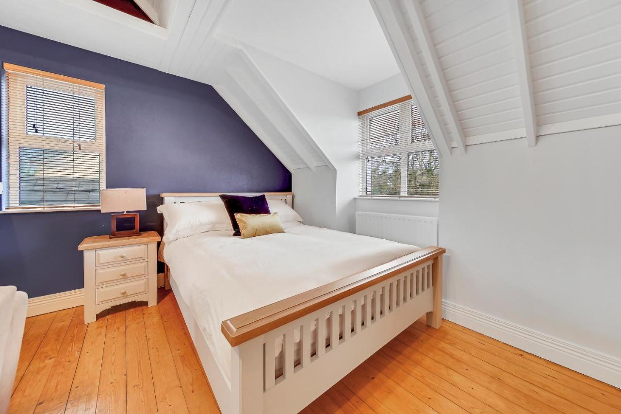 Luxury Accommodation With Games Room - Sleeps 10 Rathmullan Exteriör bild